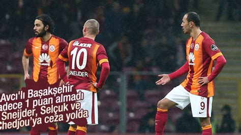 G­a­l­a­t­a­s­a­r­a­y­­ı­n­ ­3­ ­y­ı­l­d­ı­z­ı­n­a­ ­c­e­z­a­ ­y­o­l­d­a­